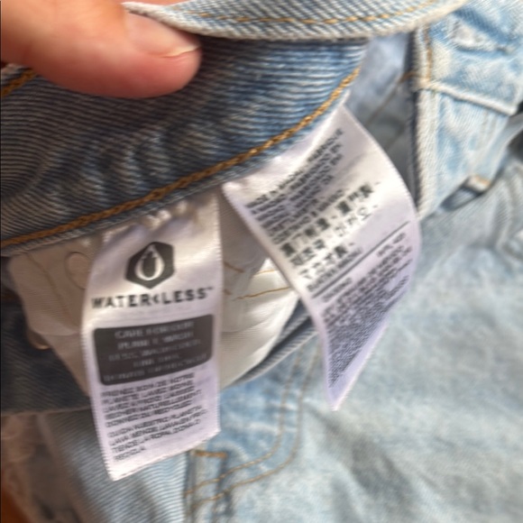 Levi's Light Blue Denim Jeans - Picture 5 of 13